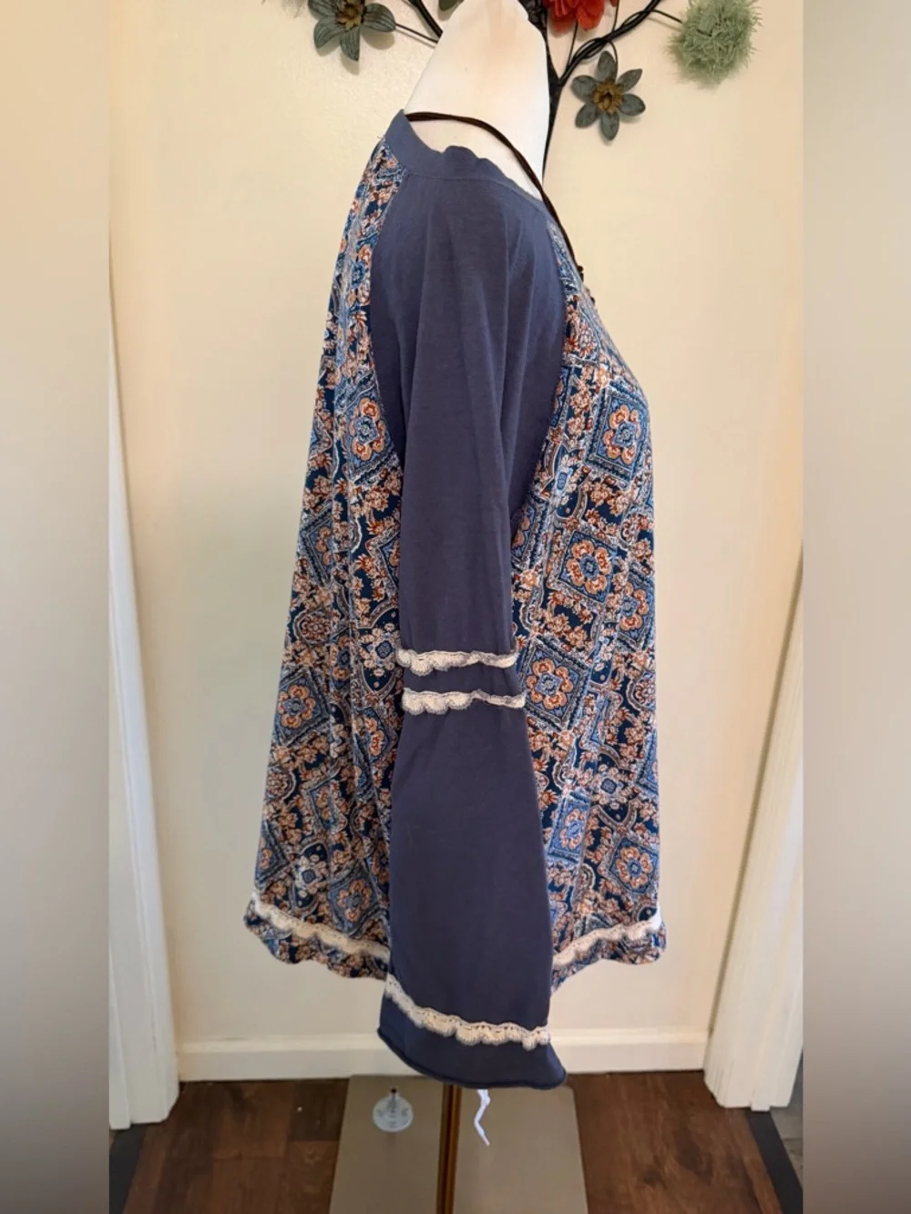 Blue paisley Patterned Boho Long Sleeve Top by POL - Picture 6 of 11
